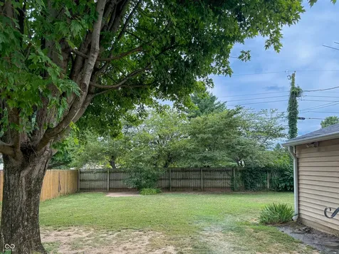2655 12th Street Columbus IN 47201