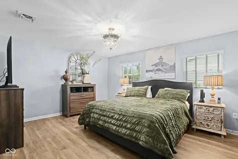 2309 Jolinda Court Columbus IN 47203