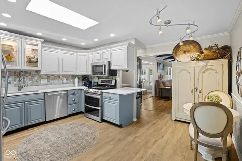 2309 Jolinda Court Columbus IN 47203