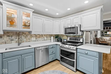 2309 Jolinda Court Columbus IN 47203