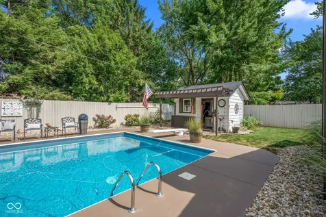 2309 Jolinda Court Columbus IN 47203