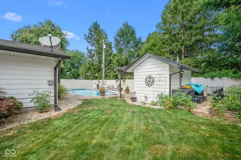 2309 Jolinda Court Columbus IN 47203
