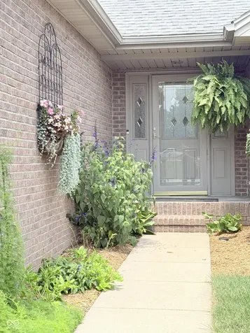 4694 29th Street Columbus IN 47203