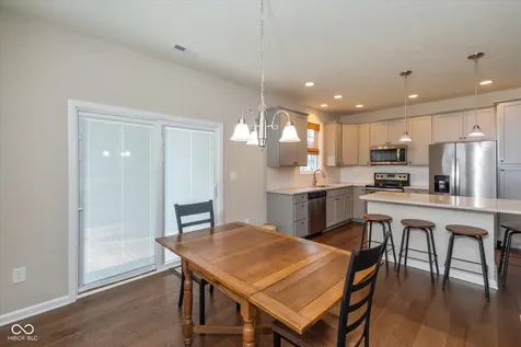 8804 Twain Lane Indianapolis IN 46239
