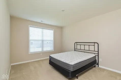 8804 Twain Lane Indianapolis IN 46239