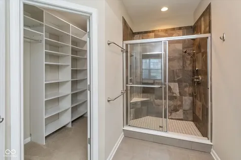 8804 Twain Lane Indianapolis IN 46239