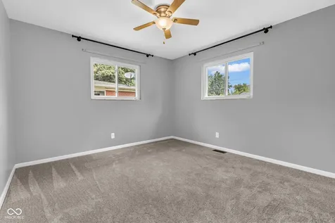 3139 S Richardt Indianapolis IN 46239