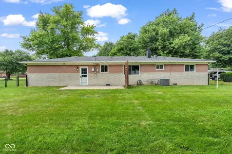 3139 S Richardt Indianapolis IN 46239