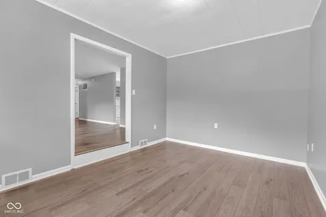 3139 S Richardt Indianapolis IN 46239