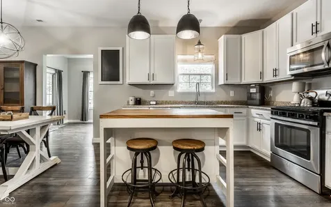13934 Parley Court Fishers IN 46038