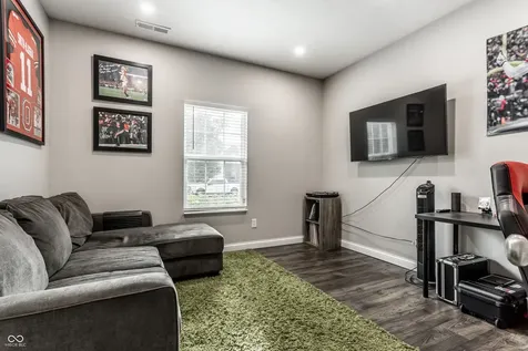 13934 Parley Court Fishers IN 46038