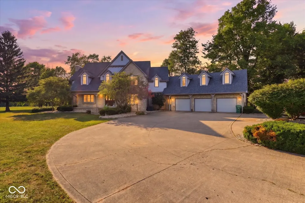 3878 E State Road 44 Shelbyville IN 46176