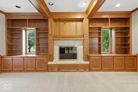 3878 E State Road 44 Shelbyville IN 46176