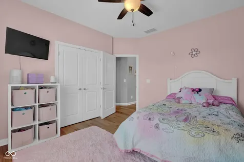 1989 Sophia Lane Seymour IN 47274