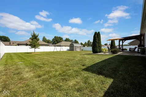 1989 Sophia Lane Seymour IN 47274