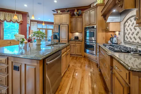 15239 E Geist Ridge Drive Fishers IN 46040