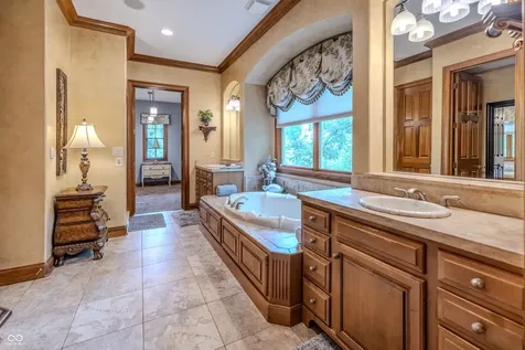 15239 E Geist Ridge Drive Fishers IN 46040