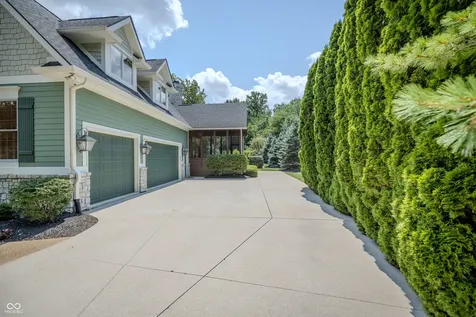 15239 E Geist Ridge Drive Fishers IN 46040