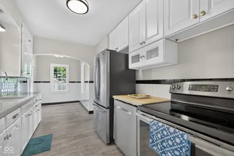 5428 E 10th Street Indianapolis IN 46219