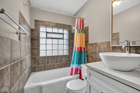 5428 E 10th Street Indianapolis IN 46219