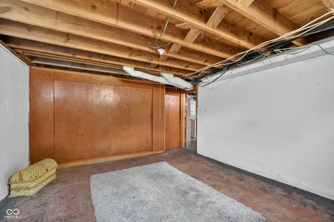 5428 E 10th Street Indianapolis IN 46219