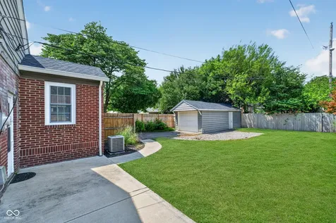 5428 E 10th Street Indianapolis IN 46219