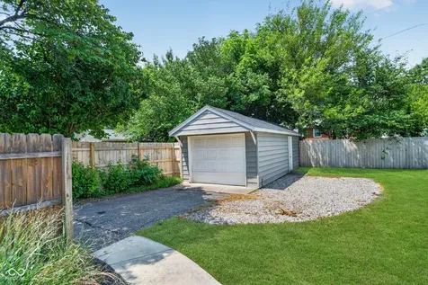 5428 E 10th Street Indianapolis IN 46219