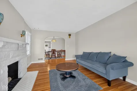 5428 E 10th Street Indianapolis IN 46219