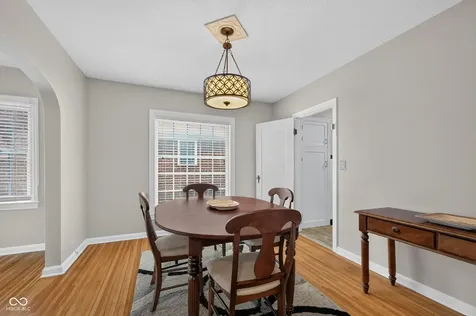 5428 E 10th Street Indianapolis IN 46219