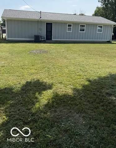407 Eberhart Drive Shelbyville IN 46176