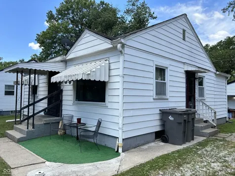 3352 Wallace Avenue Indianapolis IN 46218