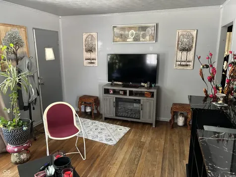 3352 Wallace Avenue Indianapolis IN 46218