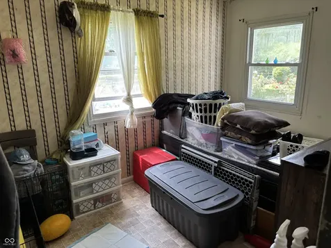 3352 Wallace Avenue Indianapolis IN 46218