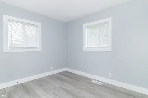1083 E South Street Greenfield IN 46140