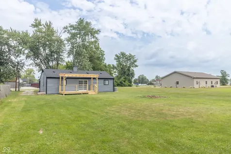 1083 E South Street Greenfield IN 46140