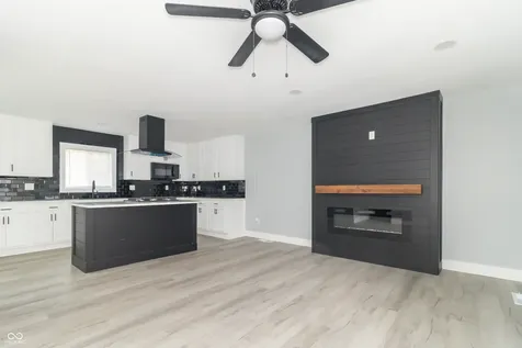 1083 E South Street Greenfield IN 46140