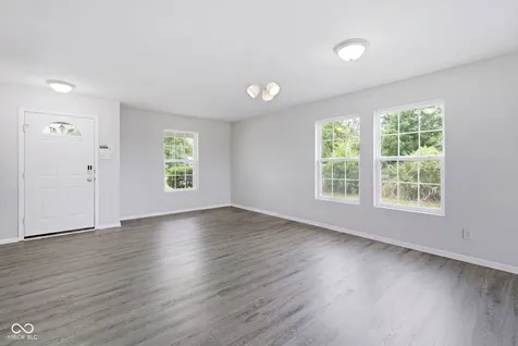 1655 Carriage Circle Shelbyville IN 46176