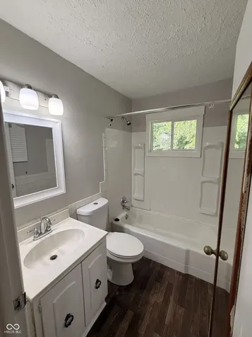 2173 Newcomer Lane Beech Grove IN 46107