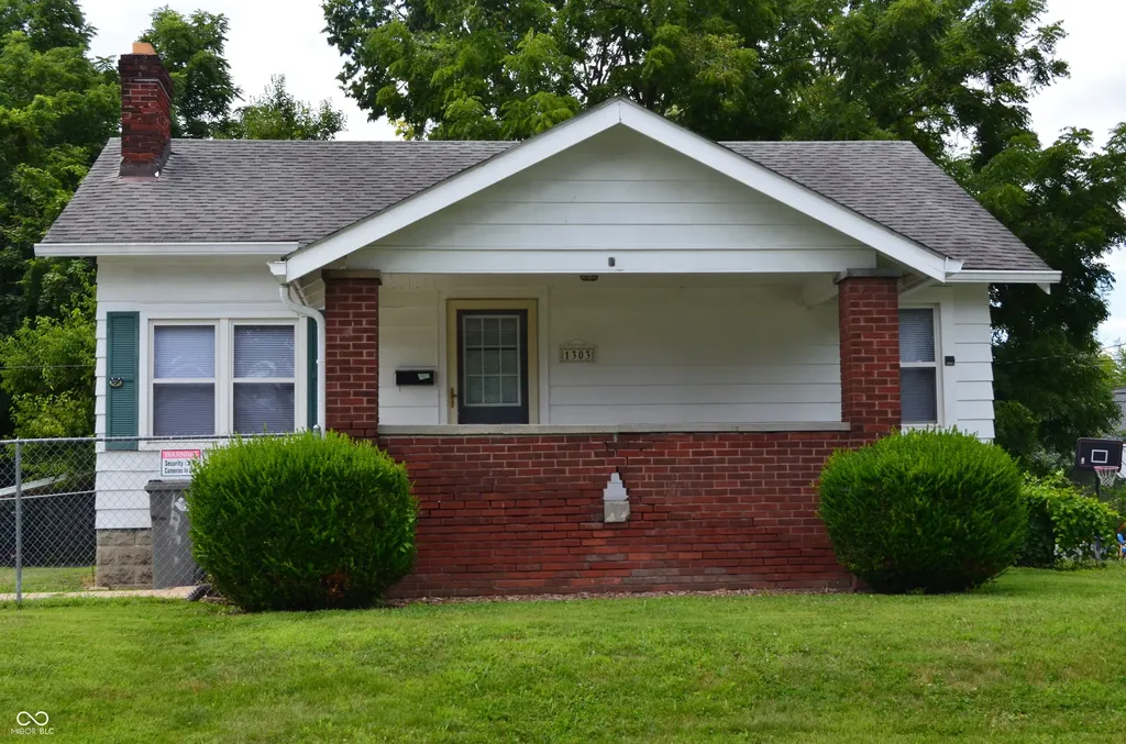 1303 E Castle Avenue Indianapolis IN 46227