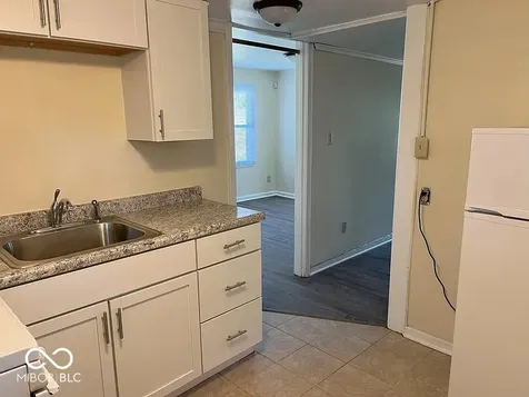 1303 E Castle Avenue Indianapolis IN 46227