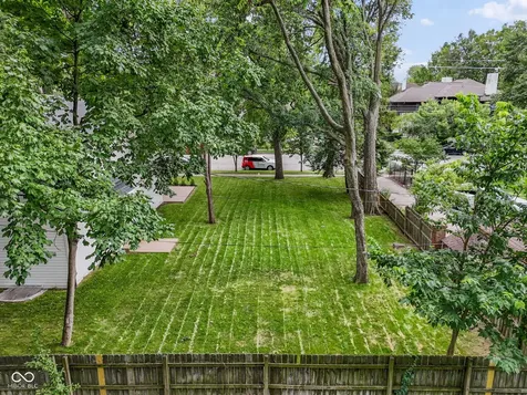 122 E 32nd Street Indianapolis IN 46205