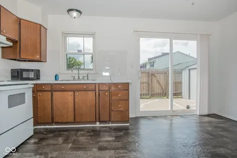 4216 Moller Road Indianapolis IN 46254