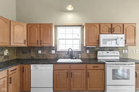 1951 Abbey Lane Danville IN 46122