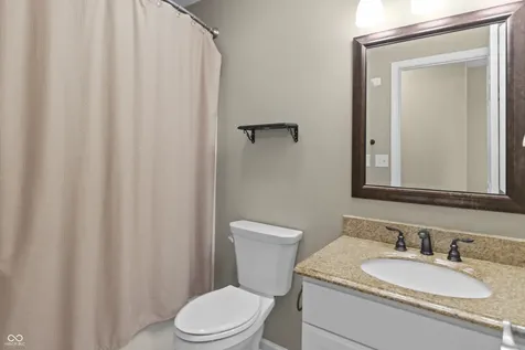 1951 Abbey Lane Danville IN 46122