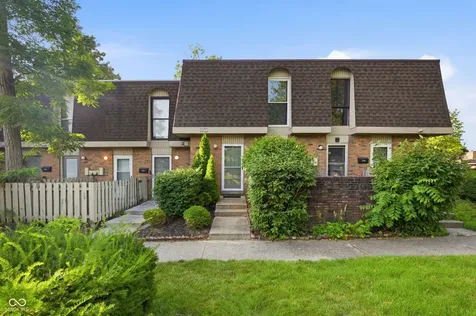 7447 Country Brook Drive Indianapolis IN 46260