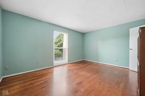 7447 Country Brook Drive Indianapolis IN 46260