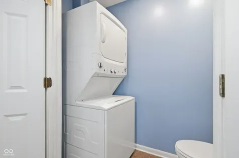 7447 Country Brook Drive Indianapolis IN 46260