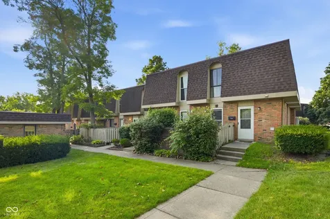 7447 Country Brook Drive Indianapolis IN 46260