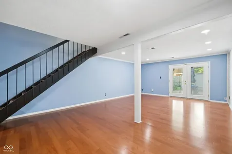 7447 Country Brook Drive Indianapolis IN 46260