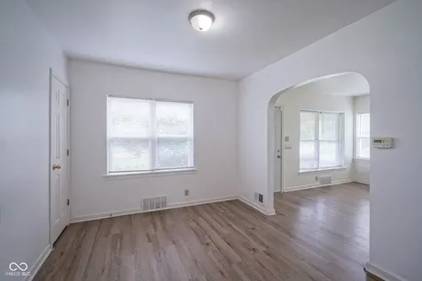 5159 E 16th Street Indianapolis IN 46218
